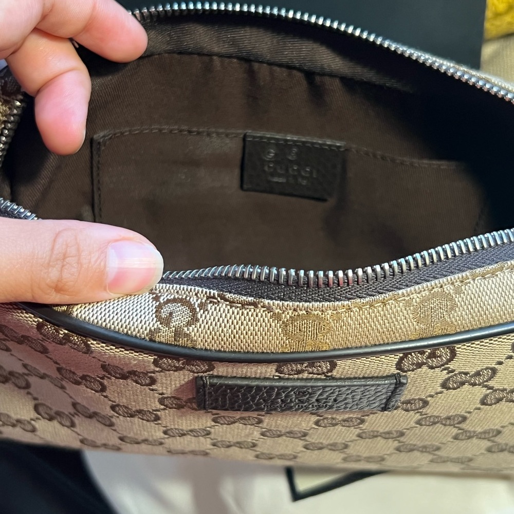 Gucci Original GG Belt Bag - Picture 9 of 11